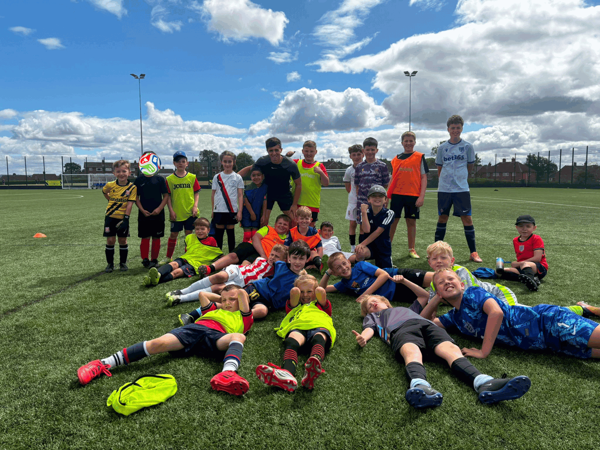 NewcastleTownFC's tweet photo. From showing his area of expertise at our Holiday Club on Wednesday to scoring the winner in the @FACup on Saturday!

A great week for @lucawhitney9!

🔵⚪️🏰

#Castle #LeadingTheLyme #TheCastle #HolidayClub #FACup #NewcastleTown https://t.co/42mexCsm7Z