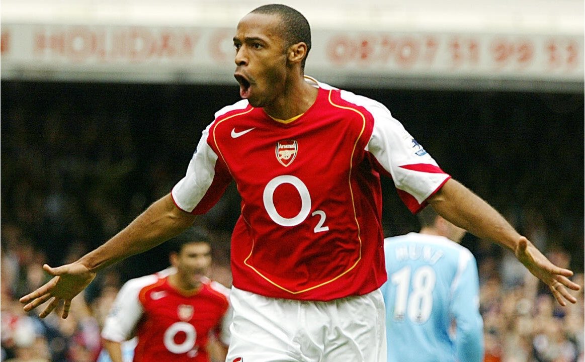 blueVillain_'s tweet photo. The most overrated Epl player of all time https://t.co/ZjnT8HiMQp