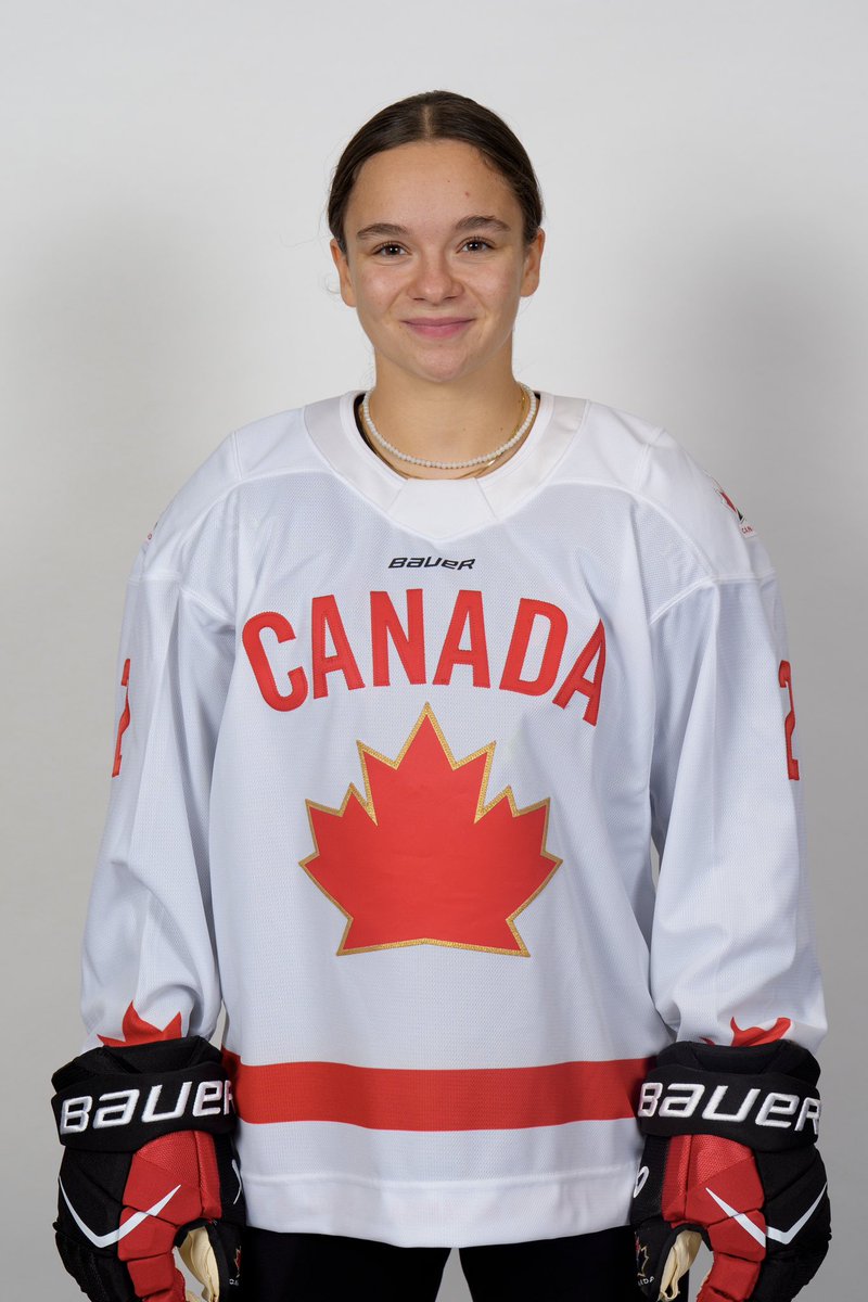 AnnRicher75's tweet photo. 🇨🇦 Félicitations!!!
Après une belle semaine au camp de sélection, Éloïse fait officiellement partie de la formation d’Équipe Canada de développement qui disputera une série de trois matchs contre les États-Unis, du 12 au 15 août.
@eloisecaron91 https://t.co/i2a1ZM0IJf