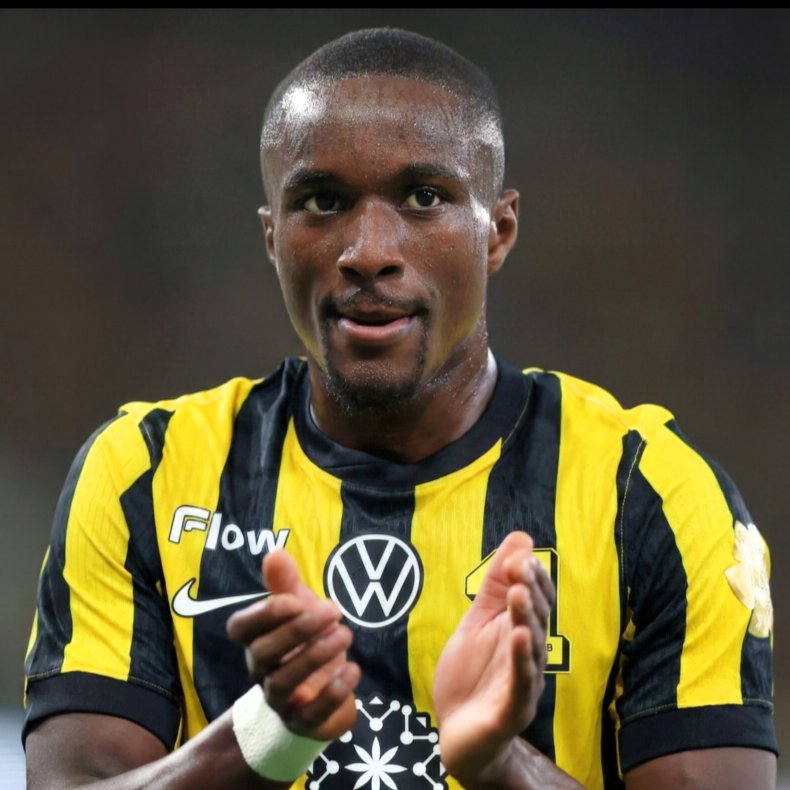 StakeFootball's tweet photo. 🚨🚨| JUST IN: Inter are preparing a new offer to Al-Ittihad for Moussa Diaby after their opening bid of €20m plus Asllani was 𝐑𝐄𝐉𝐄𝐂𝐓𝐄𝐃. 👀🇫🇷

{@DiMarzio} https://t.co/iUG1mom4bR