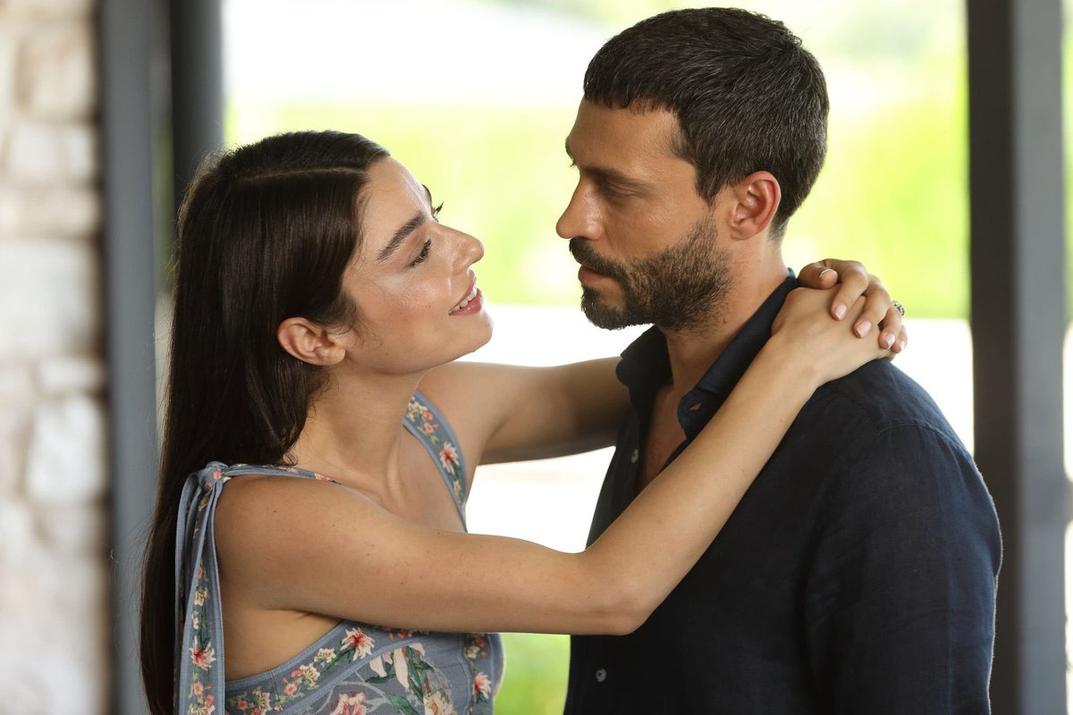 aslaz77's tweet photo. 🥹🔥

#MuhtemelAşk https://t.co/7sR2wlORM8