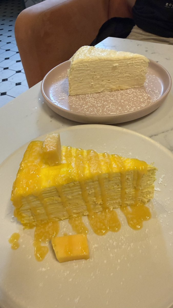 Mel12Koe's tweet photo. BBQ Saturday dinner
Bone narrow, Beef &amp; Squid satay
With durian mango mille crepes and choco lava
At Prince tea house https://t.co/gx8TrVVffj