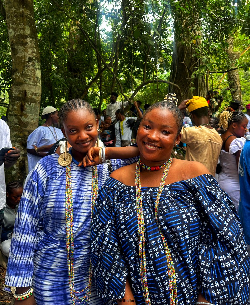 arttteller's tweet photo. Faces at the Osun-Osogbo Festival 2026.
A festival lives not just in its rituals and colours, but in the people who carry it — every gaze, every smile, a story of its own.💧

📍Osogbo, Osun State. Nigeria.

©️2026 Arttteller | TTOT
I reserve and own all the rights to my works. https://t.co/oEdz5qxHxx