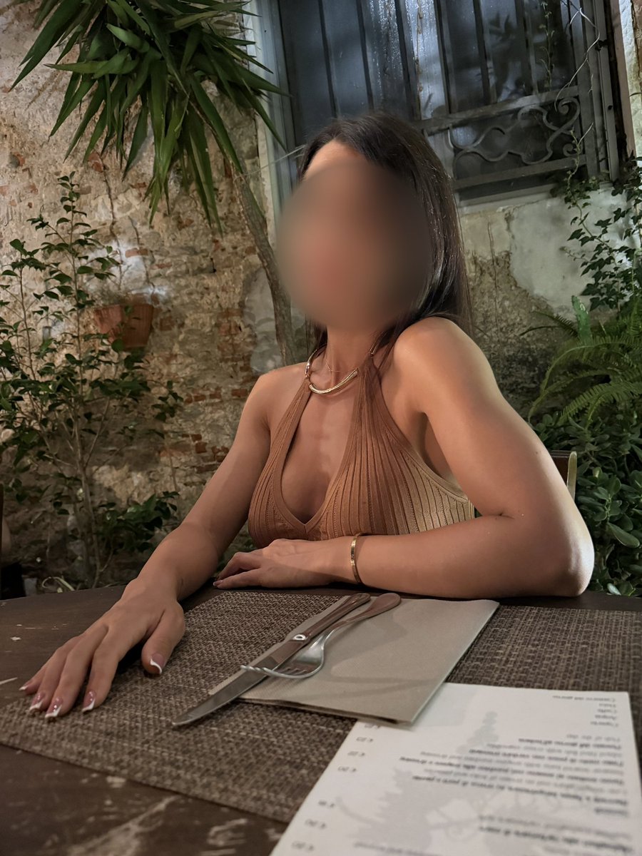 G_princess19's tweet photo. ✨👑
•
•
•
#queen #miss #moneymiss #slave https://t.co/VlNK584Si3