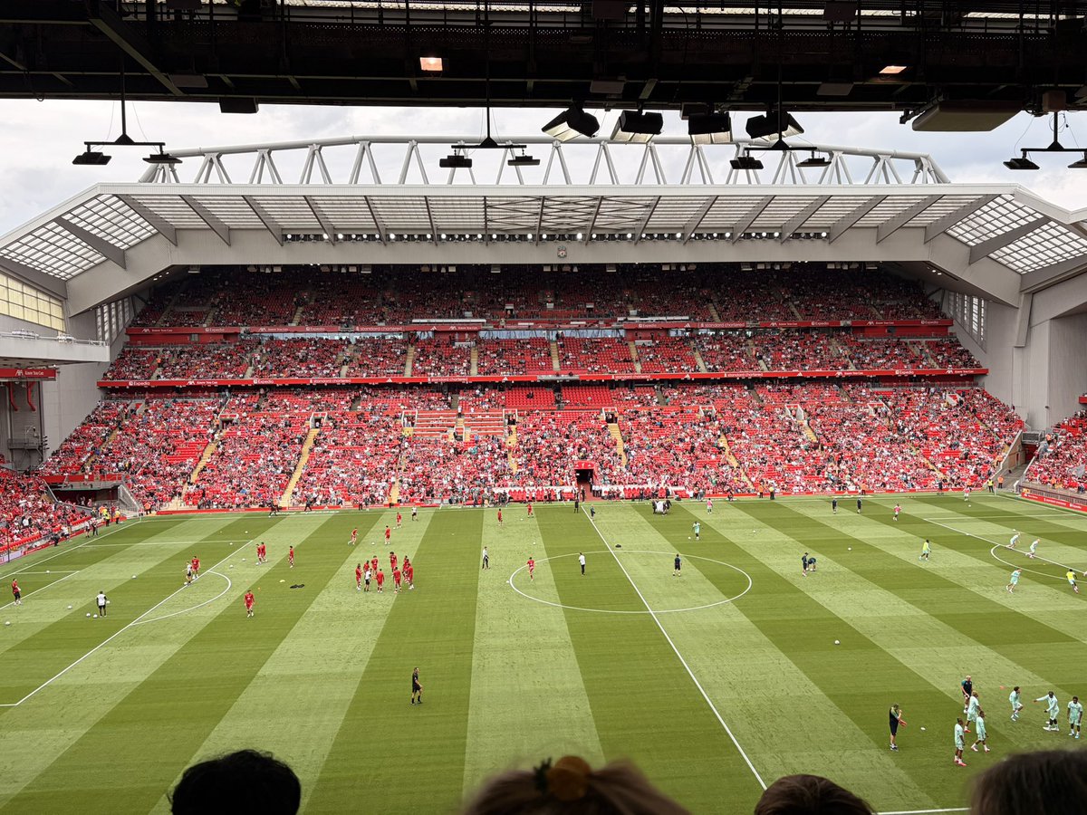 larecys's tweet photo. always nice to visit anfield even if it’s just a friendly #liverpool #anfield https://t.co/hl3r9KeCni