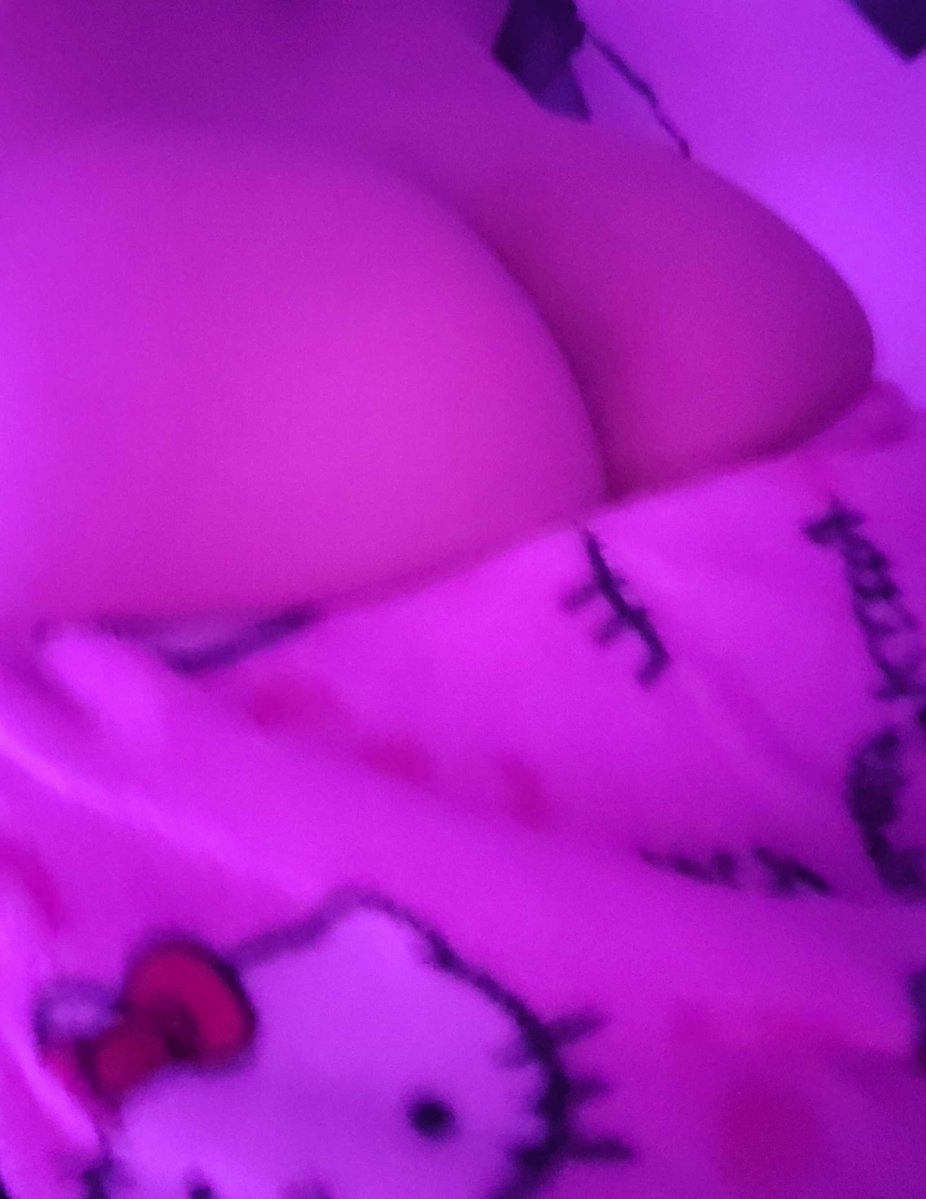 KeanuXacc's tweet photo. I need my bussy destroyed >~< #Bussy #NSFW #Femboy #fyp #ass #butt https://t.co/9iTLc7EV4B