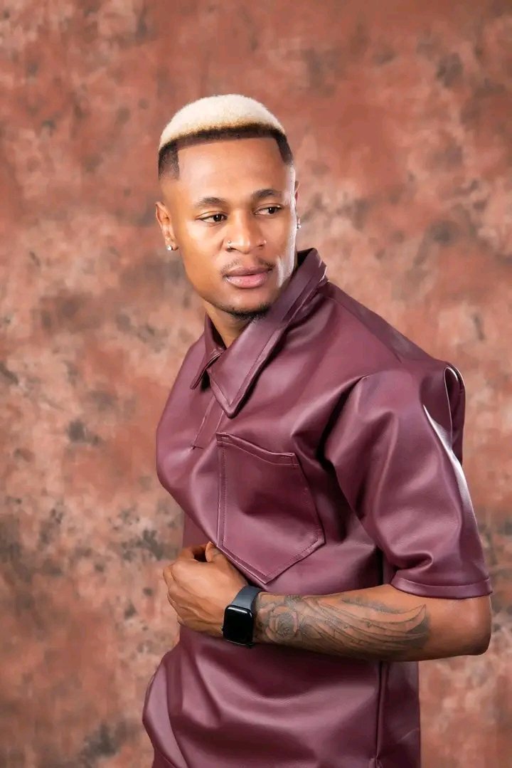 Oratile9502 tweet picture