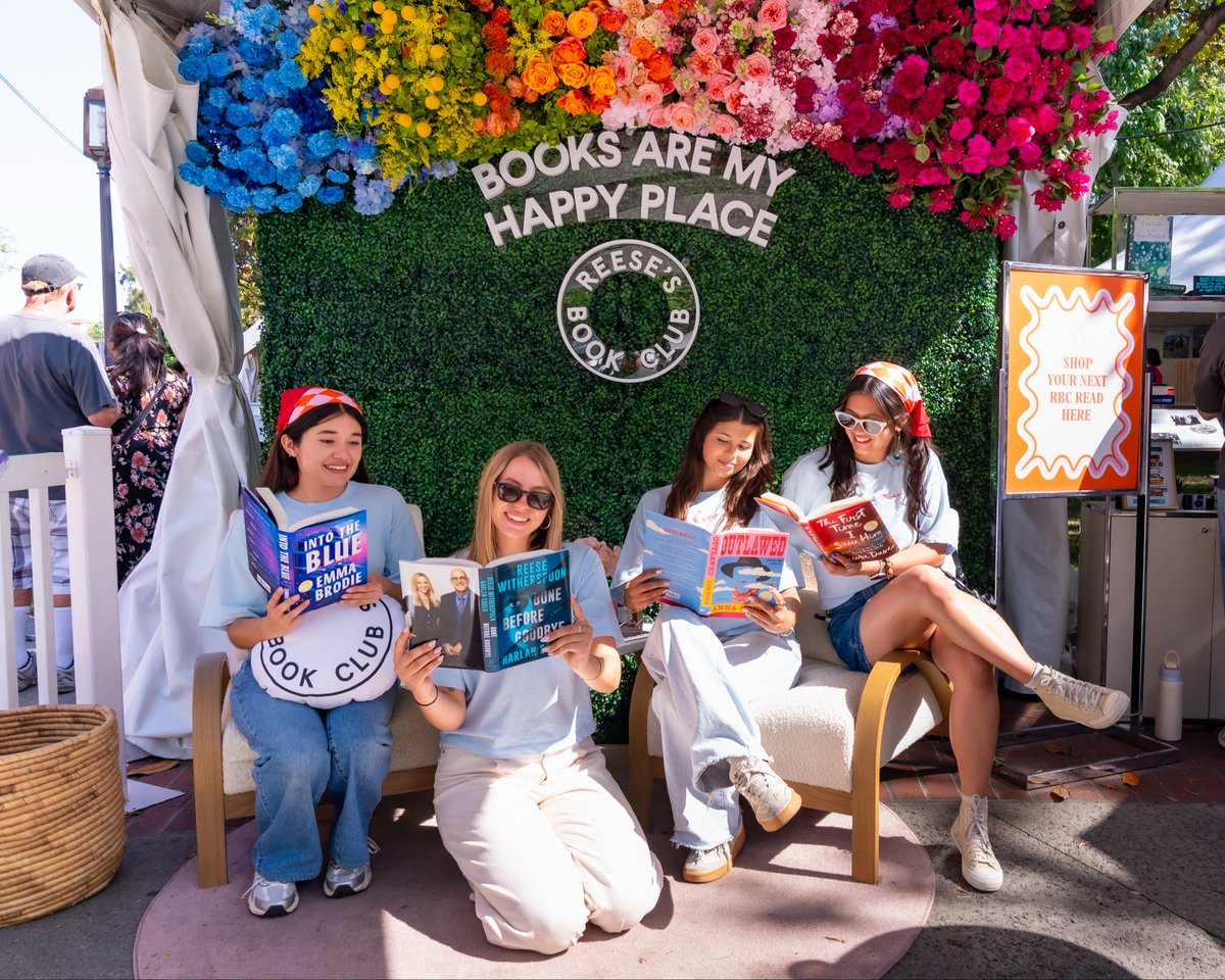 latimesfob's tweet photo. Happy #BookLoversDay! 📚💕 Loving books is totally in… 🥰 https://t.co/yzbl1aviaM
