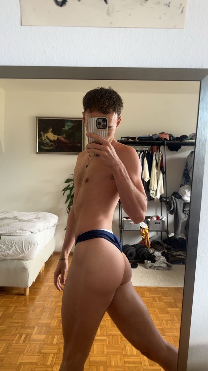 austrianboy26_'s tweet photo. Did you know Austrian boys are this thick? 🍑 https://t.co/gRoeObqRlm
