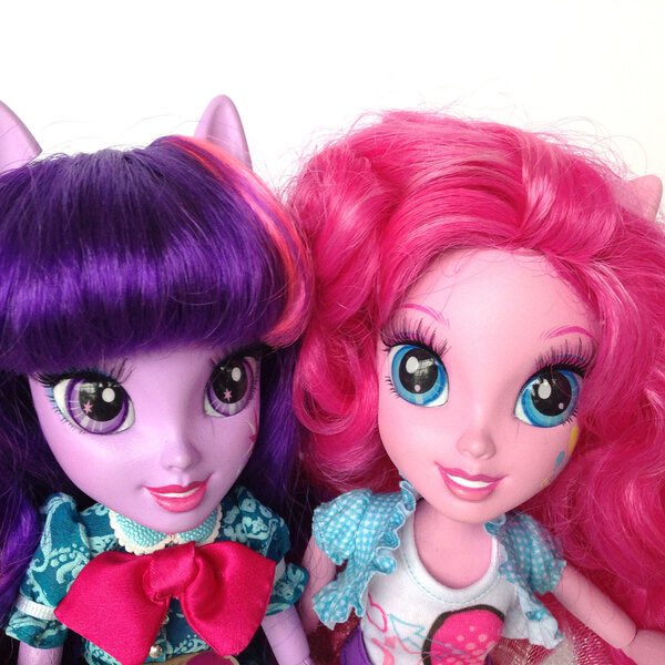 howzanet's tweet photo. They were really insistent on twilight having purple hair https://t.co/8pp2912gWw