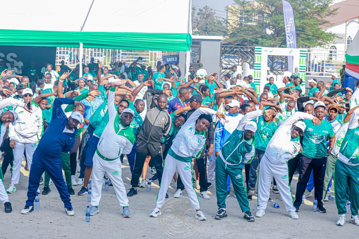 ErnestBara75262's tweet photo. #Burundi:
Pas à Pas
Sport =Santé
@nancymutoni @Burundi1stLady #Intumwa #Ntarehouse #Ikiriho #RTNB https://t.co/D1XsGd2Ykt