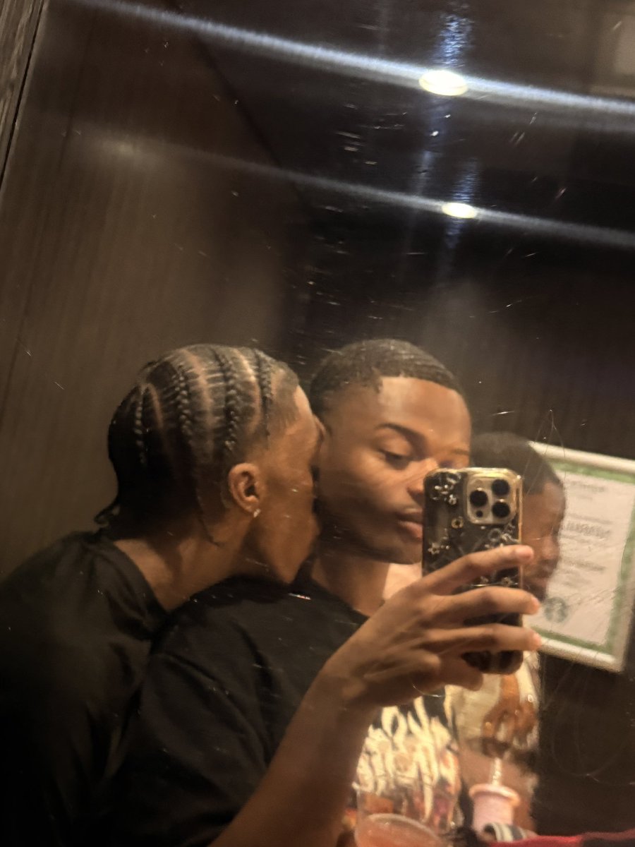naasirelijah's tweet photo. I love my man, and he love meeeeeeeeee. https://t.co/e567m6HT37