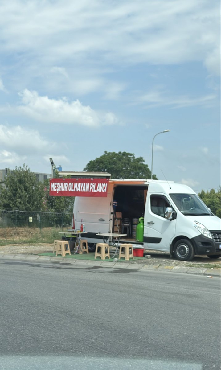 madifaka06's tweet photo. pilav normal bence siz gerizekalısınız https://t.co/gLJP9BMAsu