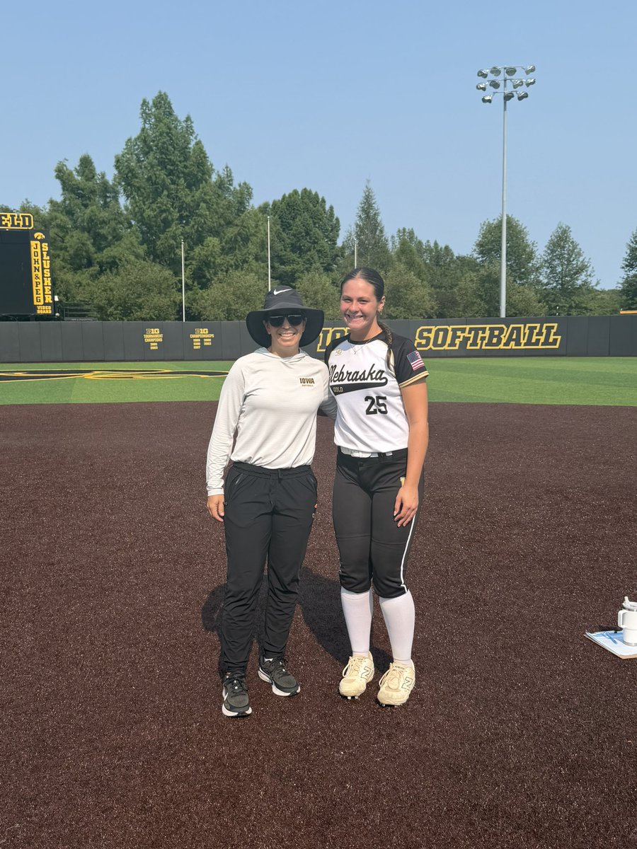 dylamling2028's tweet photo. Thank you @iowasoftball for putting on another great camp. Every time I come I learn something new. I look forward to the next one. 
@StacyMayJohnson @allymiklesh @Hey_Coach_Bobby @FranStrub @NEGold319 https://t.co/BXhphTuJLe