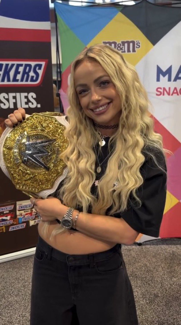 BlakesLex's tweet photo. MY Champion ❤️‍🔥 https://t.co/EdQTR5A9Xa