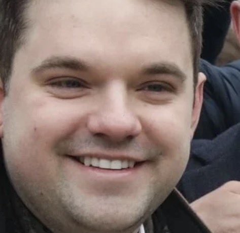 DariuszMatecki's tweet photo. Na trzy miesiące aresztowali rolnika, który zaorał świeżo wylany asfalt na drodze.
Zdjęcie niepowiązane. https://t.co/3oqnFtw79H