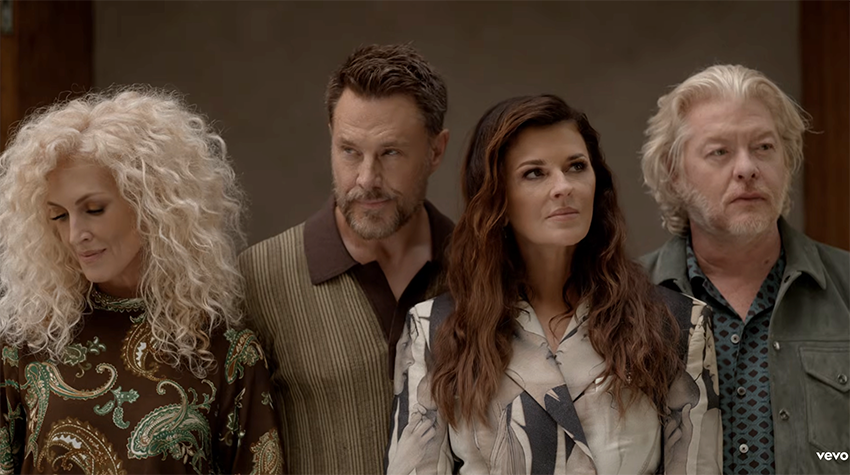 OGuicheteau's tweet photo. @GeorgesLangRTL Hi Georges! Le dernier titre de Little Big Town est superbe."We could have it all". Un style soft rock 70's, idéal sur les routes de Californie.Une programmation parfaite aussi bien pour les nocturnes que sur WRTLCountry! https://t.co/ZhRry3oRi5