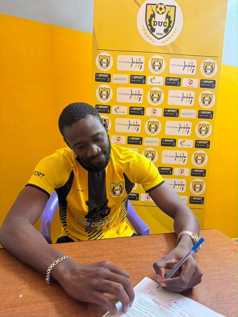 ducfoot's tweet photo. Diambel Diaw KASSÉ fait son retour au DUC 🟡⚫️

Après des passages en Tchéquie et en Oman, le talentueux et puissant attaquant rejoint ainsi les Jaune et Noir pour la nouvelle saison.

Bon retour chez toi Diambel !!!

#DUC #COUD #UCAD #LSFP #ETUDIANTS https://t.co/i6b3eRfs4U