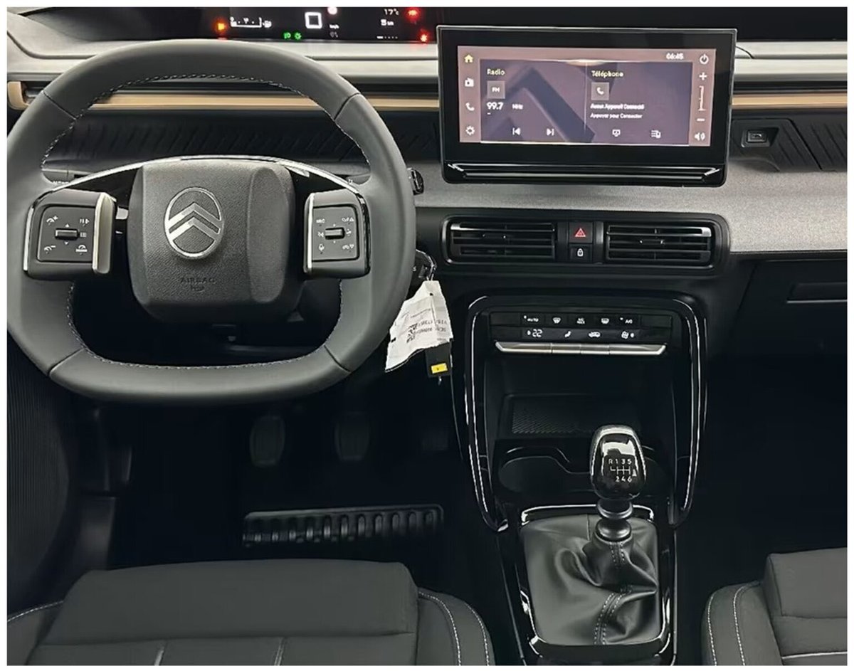 WithCars1's tweet photo. オススメ並行輸入 新車在庫｜7人乗りパック！新型シトロエン C3エアクロスPlus PureTech100 左ハンドル 6MT

https://t.co/3qHUpVHBWe
#c3エアクロス
#シトロエン https://t.co/wNYQ9MDKj3