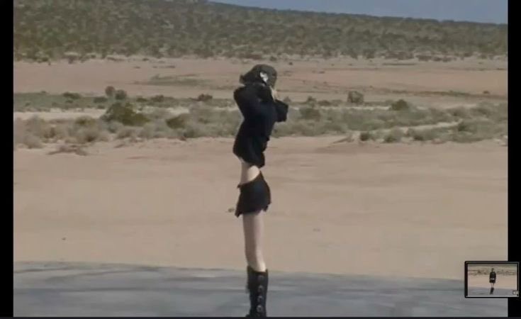 lainecountz's tweet photo. The goal is to turn to the side and not have to suck in to appear thin. https://t.co/XjfKX8CyH5