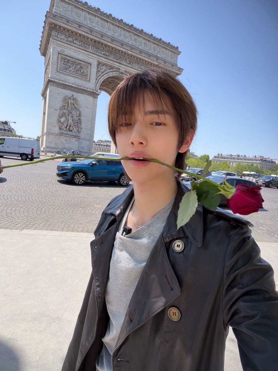cortisinawvrse's tweet photo. [260810] WEVERSE POST 

izin bahas Paris yang telat banget ya

#CORTIS #코르티스 #JUHOON #주훈 #GREENGREEN
🍒 https://t.co/3jnDGFCpH4