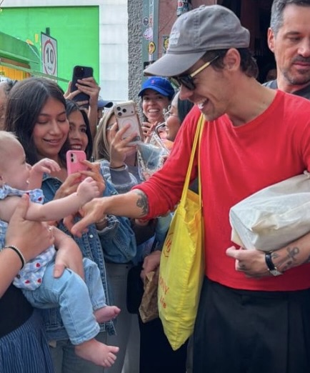 aleestyles91's tweet photo. the cutest pic you are gonna see today 😭😭 https://t.co/2aHZOgFMAa