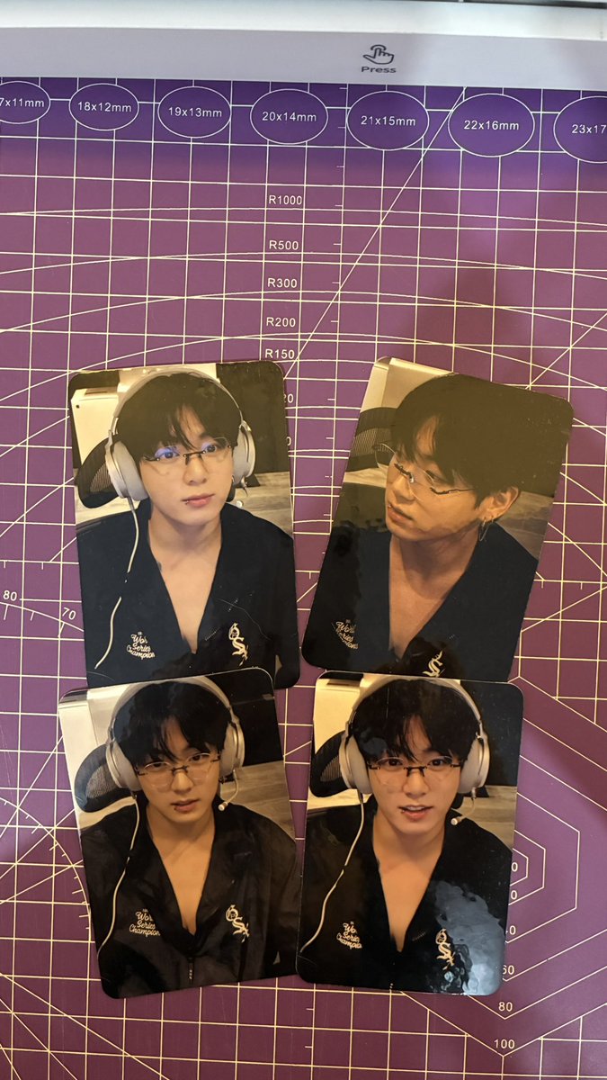 crystalsttudio's tweet photo. Jungkook live 🎧⌨️ https://t.co/Szv72lt43l