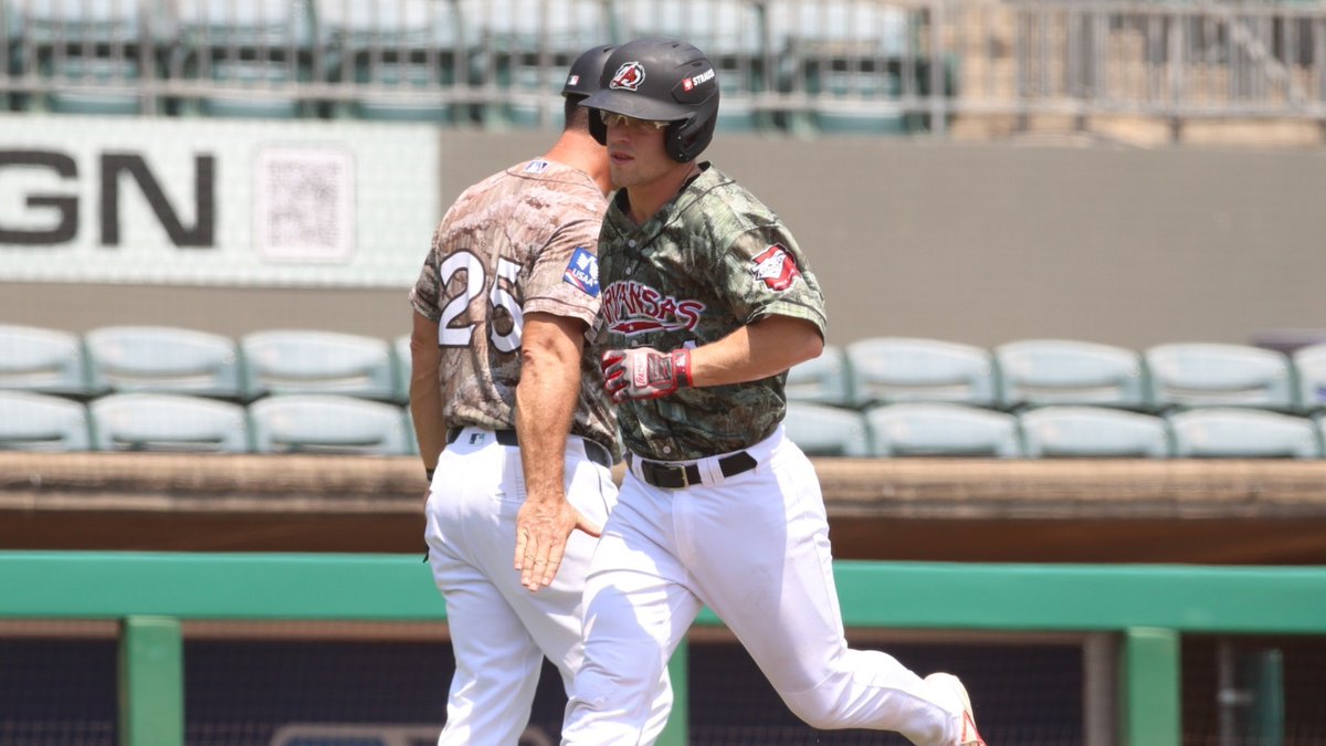 MLBPipeline's tweet photo. Boston Smith is already making waves in the #Mariners' system.

The catching prospect has five homers and nine RBIs in six games since being acquired by Seattle at the Trade Deadline: https://t.co/LO3ZVbbz2g https://t.co/n9nzRCCDfy