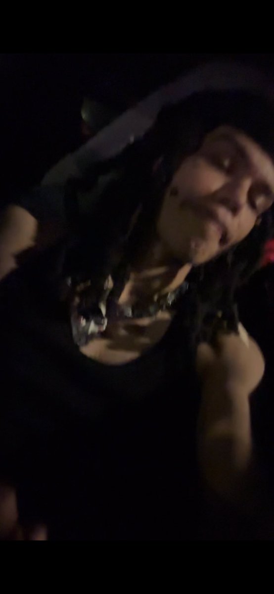 2002adolescence's tweet photo. ITS THE BADDEST BITCH BIRTHDAY DADDY WANT BIRTHDAY SEX 😩💋 https://t.co/xax3Umk8c7