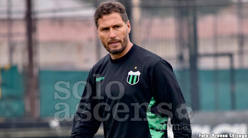 SoloAscenso's tweet photo. #PrimeraNacional | #NuevaChicago | Lanaro y una decisión inesperada en el conjunto de Mataderos.

https://t.co/WC3m9CvPGK https://t.co/33LXICNIqK