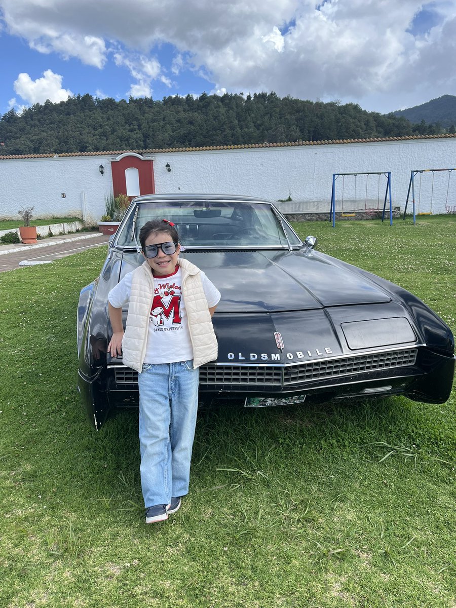 aragpishpo's tweet photo. Tómame una foto aquí y yo ok!! Ahora porfa dame tus lentes jajaja y yo ok https://t.co/udIPrhFLxO