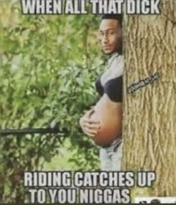 DIOScolonoscopy's tweet photo. @fabioliciouss @b0tchief @kwakujr23 @oct0tron @bigbootymoodt Ronaldo did indeed date a black woman but all these gay little boys who suck his dick so uncontrollably here under your comments are genuinely making me not care and lwk side with you on this ngl 😭 Imagine being a grown ass man and crying over sth sb said bout Ronaldo like aight https://t.co/QTqnjoVp8P