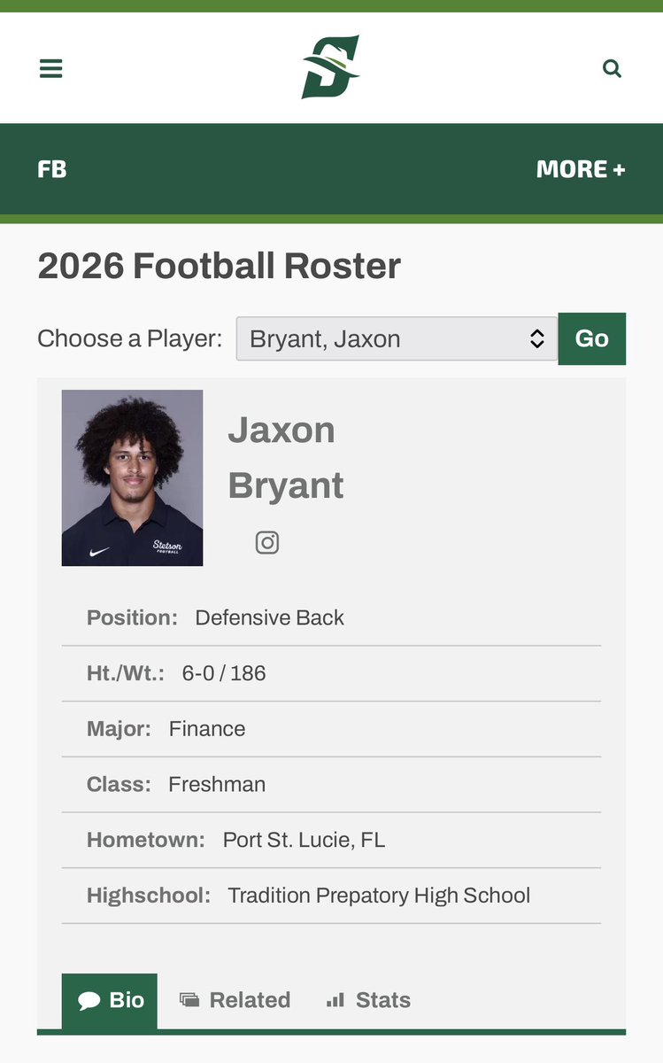 JillElizabethT's tweet photo. Proud of my @BonnFootball Emperors!!! 🏈🏈🏈

@JaxonBryant2007 &amp; @KyleClayton03 

After our season I hope to make a game! 

@BIGshadowMIKE https://t.co/XlMUGV6XEz
