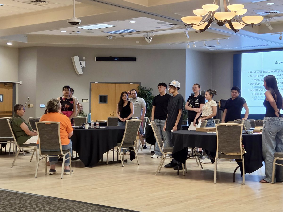 PHEF1988's tweet photo. 🎓 Our first COSI Achieve Orientation is in the books!

Our first cohort came together to connect, learn more about the program, and prepare for the next four years 🌟

We’re excited to support them every step of the way
#PHEF #COSIAchieve #FirstGen #CollegeBound #ScholarSuccess https://t.co/7TvH8KBxWF