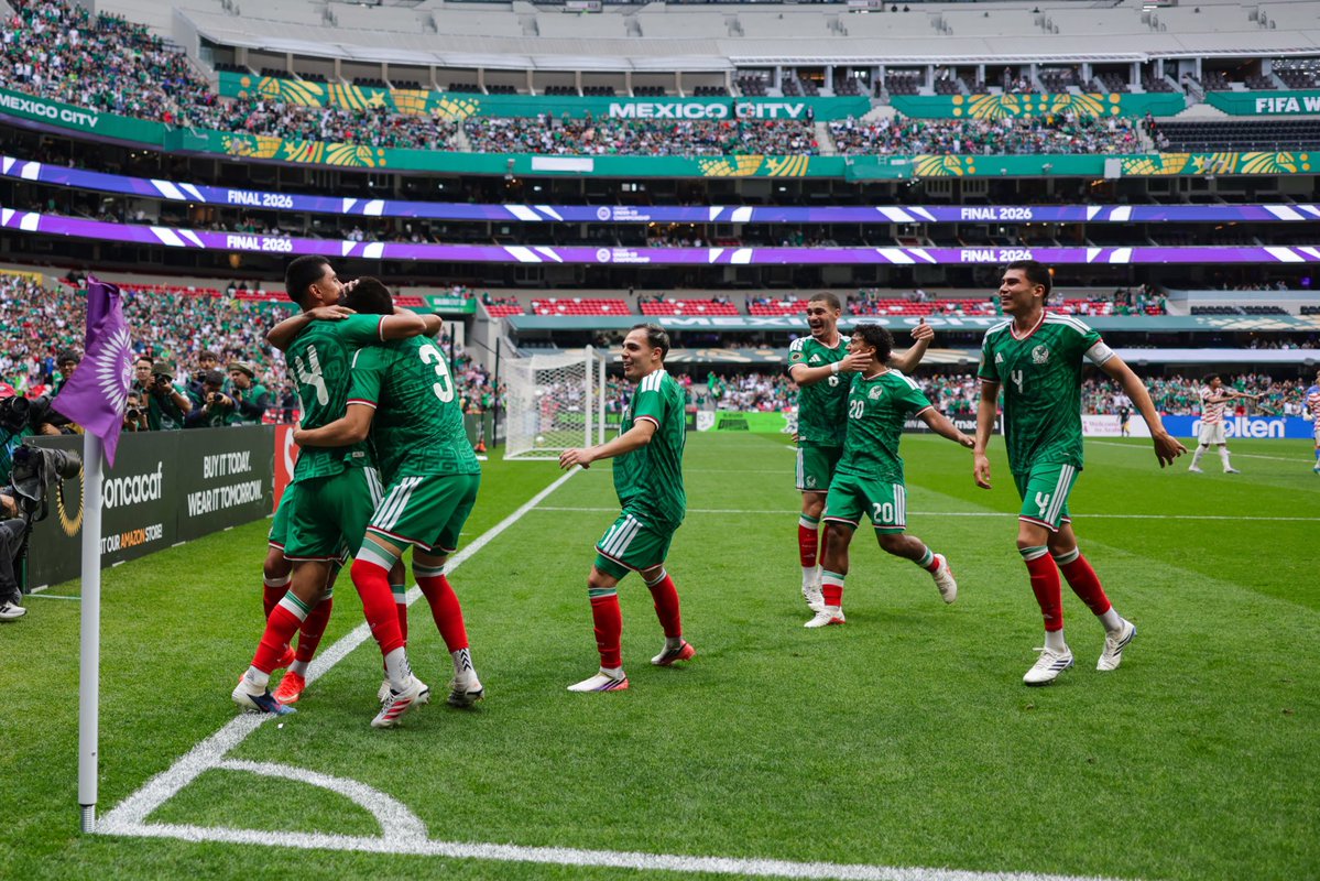 MikelArriolaP's tweet photo. Enhorabuena a todos los jugadores y al Cuerpo Técnico de @miseleccionmx #Sub20 por el Bicampeonato de la @CONCACAF.
Con este trofeo se ha asegurado también el boleto al Mundial de la categoría y la clasificación a los @JuegosOlimpicos de #LosAngeles2028.
Este logro refleja la visión y dirección táctica del entrenador Alex Diego, el acompañamiento clave de Andrés Lillini con su amplia experiencia en el desarrollo de talento joven, y el trabajo constante del sistema formativo en el futbol mexicano.
Muchas felicidades, muchachos! estamos muy orgullosos de ustedes!
🇲🇽⚽️