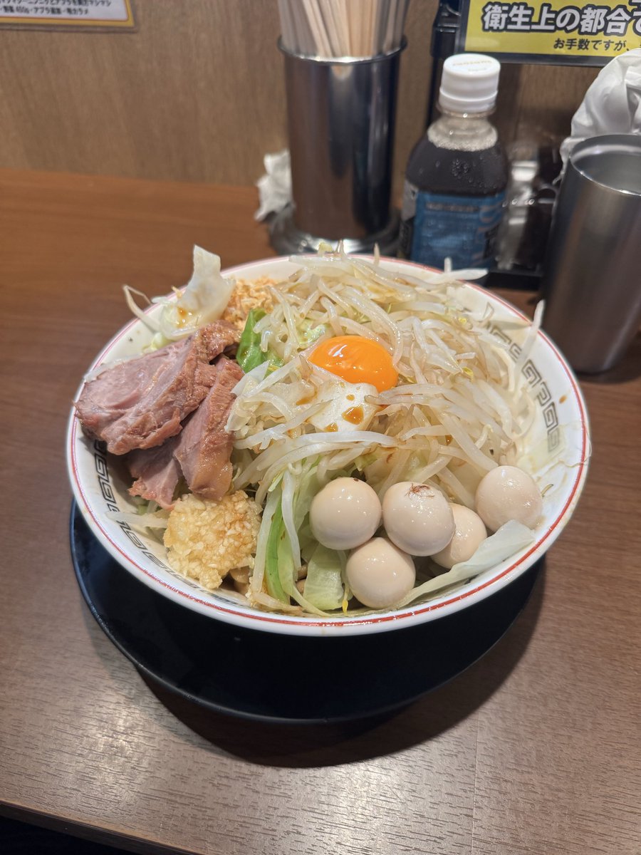nyuttgood's tweet photo. 定期的に食べたくなる。インスパイア系は入りやすいし、待ちもなくてよき。そして美味い
#二郎系 
#ラーメン 
#豚山 
#汁なし https://t.co/ouwzess5Qc