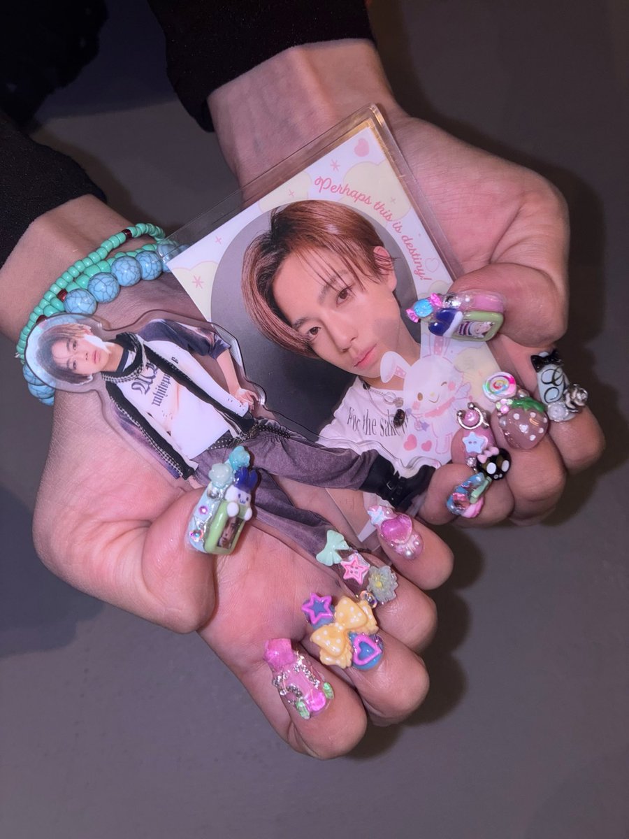 skrrr_pan's tweet photo. NAIL💅🏻💟🩷❤️🧡💛💚🩵💙💜
 #STARCRUISE_HYOGO https://t.co/pZTBgQ1Wpy