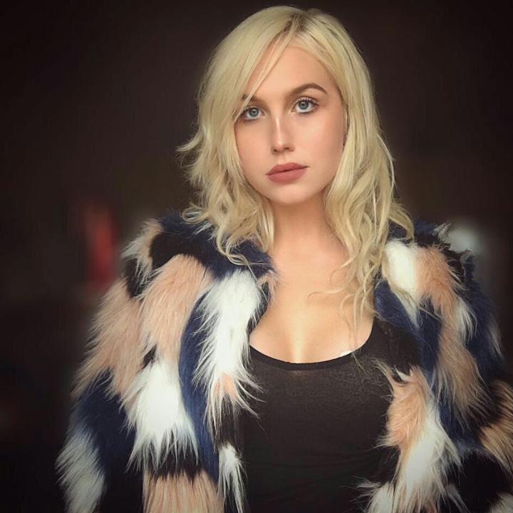 Tgbeautyworld's tweet photo. 📸 Erin Eternity
#trans #transwoman #transwomen #transmodel #TransBeauty #transgender #TransgenderBeauty #transgenderwoman #transgenderwomen #transgendermodel #TransgenderPride
https://t.co/py2NyFbg2U https://t.co/E2XODdfk2w