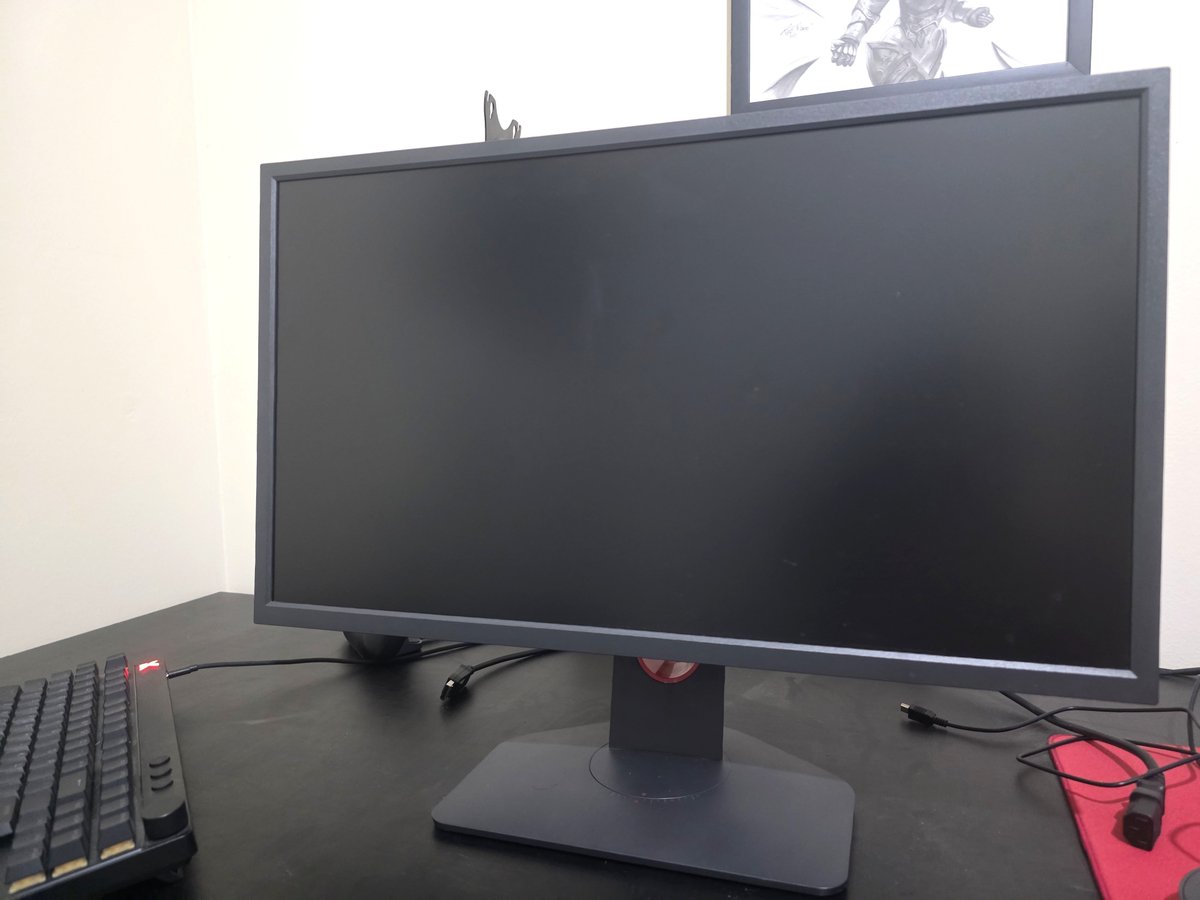 leozin281's tweet photo. Vendo Monitor Gamer BenQ Zowie XL2546K 240Hz
Único dono, 2 anos de uso, sem defeitos, kit completo (S-Switch, cabos, capa). 
*Só não tenho a caixa original 
Valor: 2650 R$

Interessados chamar na dm ou por aqui mesmo. https://t.co/fiV8l9xyLn