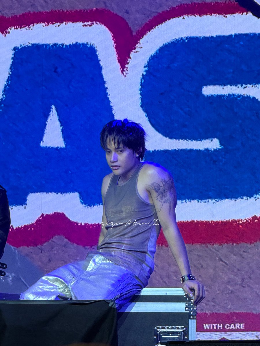 ziziwAtin_22's tweet photo. Nakita ko na ang black haired ken 😭

SB19 THANKSGIVING EVENT
@SB19Official #SB19
#SB19IWaSThereUSA_Day2 https://t.co/LNQALYJyL8