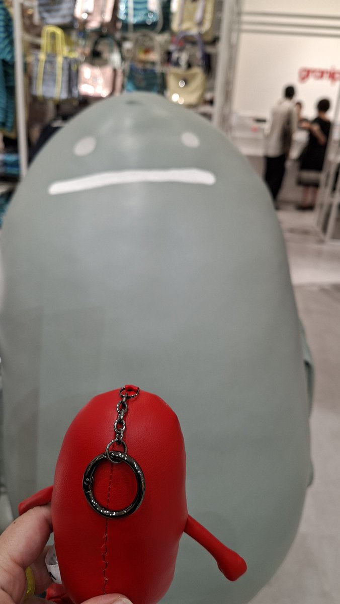 inflict9215's tweet photo. からの、スカイツリー。
次に新都心のコクーンのシャドーさんとカープカラーシャドーさんが邂逅。
ソラマチで青石が仲間になりました。 https://t.co/pU8RhRwSjZ