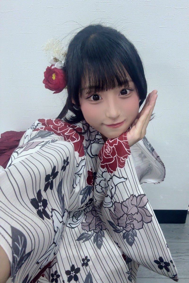 member_offical's tweet photo. ☺︎おはゅぁ☺︎

11日はみんなと久しぶりに会えるから楽しみにしてるけど、来てくれる⁇東京遠征前の福岡ラストLIVEだし、無銭ライブだから絶対来て欲しい❤️‍🔥

そして今日の21時半〜浴衣ムービー、22時〜2L写真販売します！！今までで1番大人っぽい写真♡浴衣好き❤️

#IQP研究生 #宮岡ゆあ https://t.co/IHw0Kq6JMX
