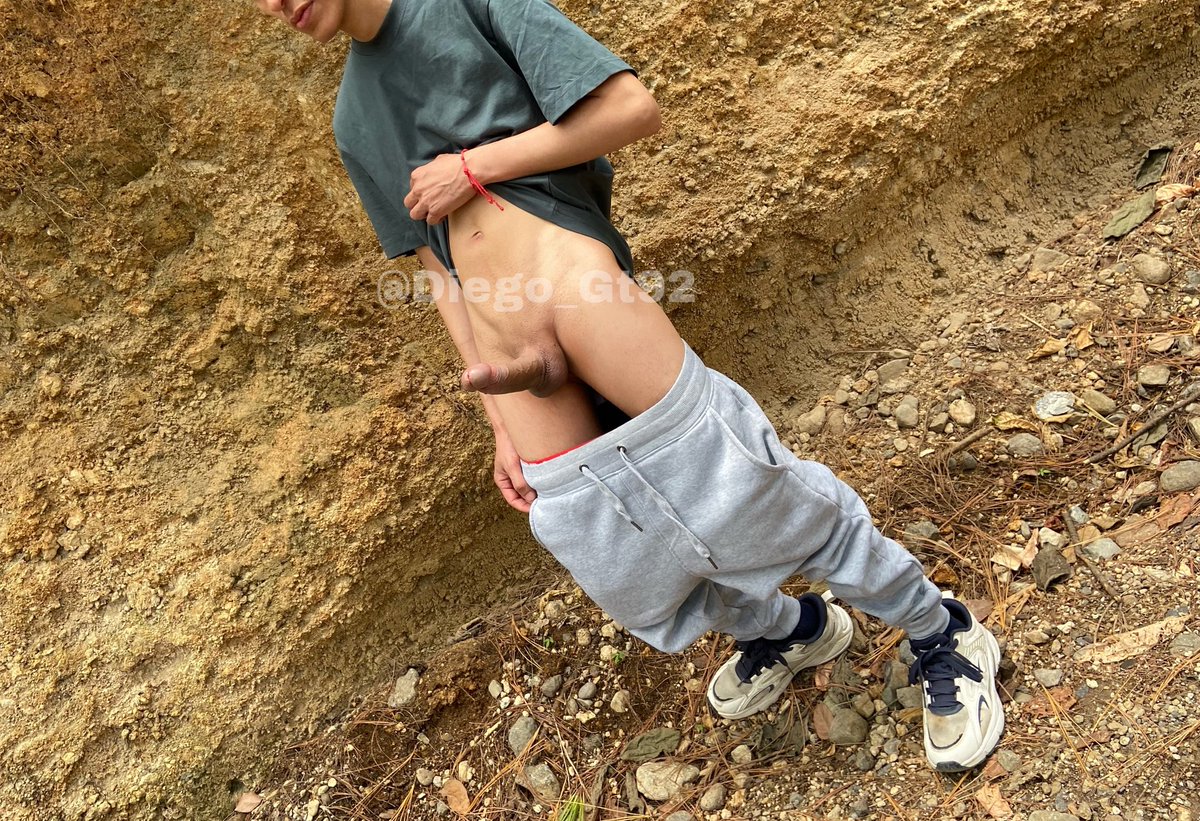 diego_Gt92's tweet photo. Perdido en el Bosque 🌳😈🔥

https://t.co/sqpLmsnwBp 🍆 https://t.co/XmAxjJMylZ
