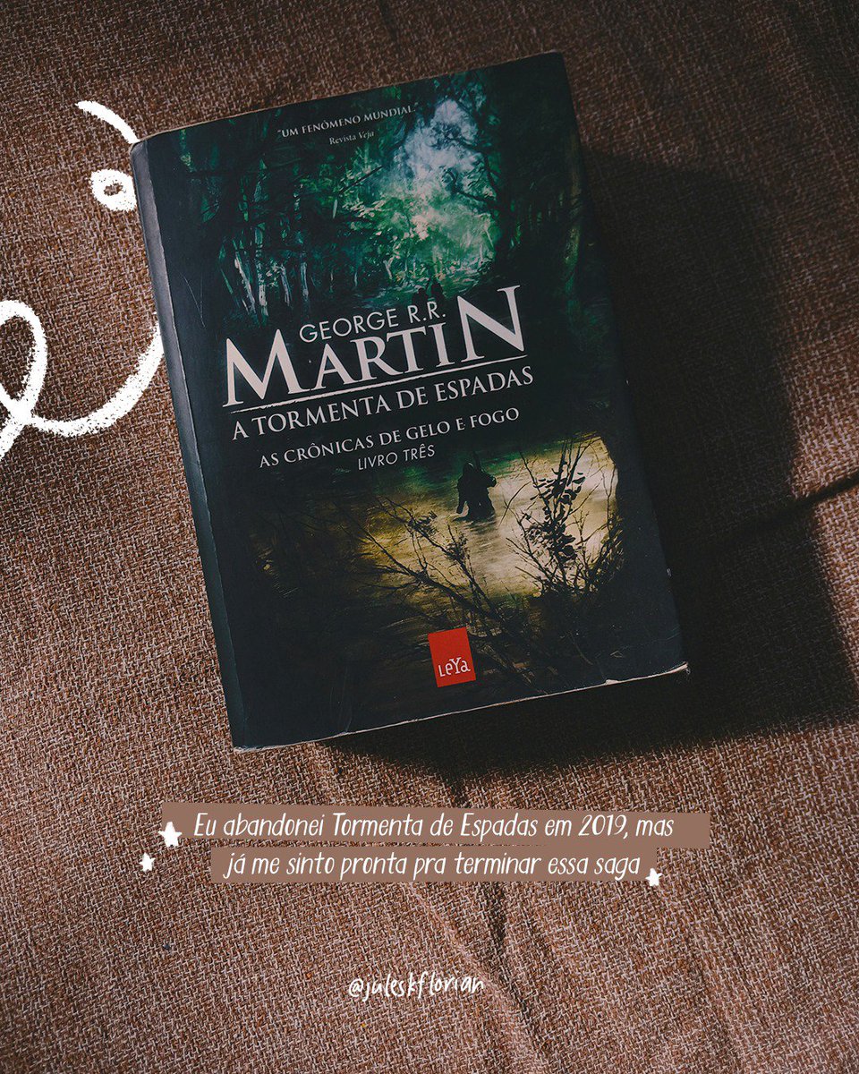 juleskflorian's tweet photo. Eu postei lá no insta sobre a minha TBR do final do ano 👀 vocês viram? https://t.co/i2wB1gBT2M