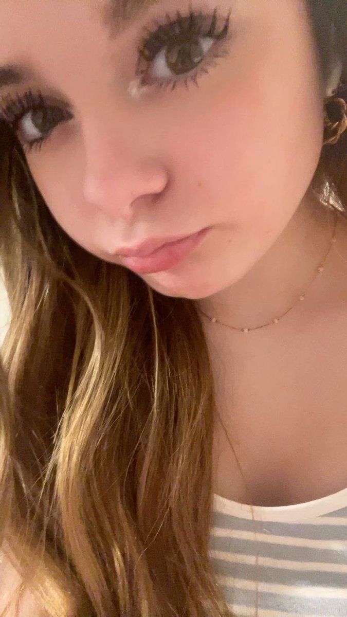 Welfelyy's tweet photo. INTRO POST
DMs open 
Kinks? Hmmm idk 
I like spoils 
Older men <3 
#lowlvl https://t.co/0MMZn2s796