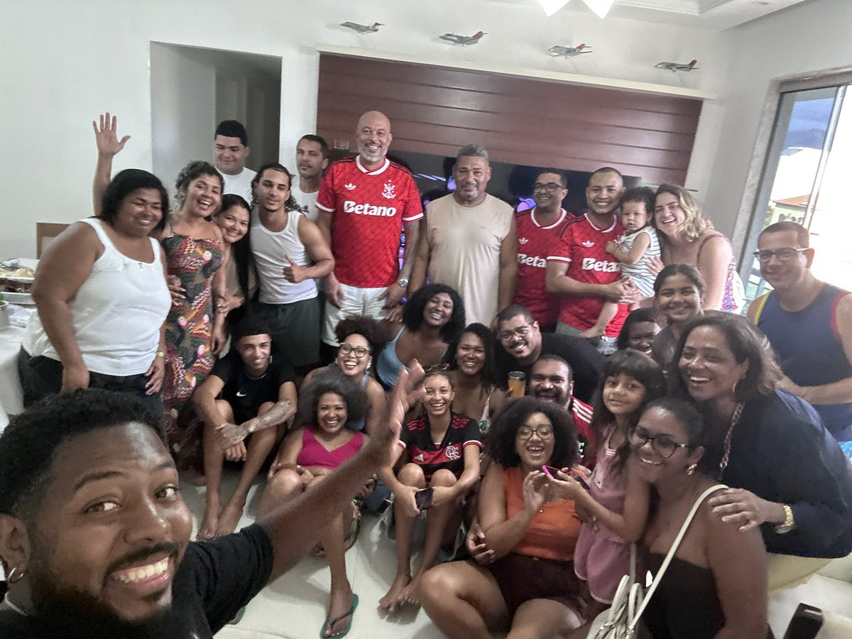 luannevesph's tweet photo. Hoje foi na casa do Pai que minha esposa me deu ❤️✨ https://t.co/5CvACHh37J