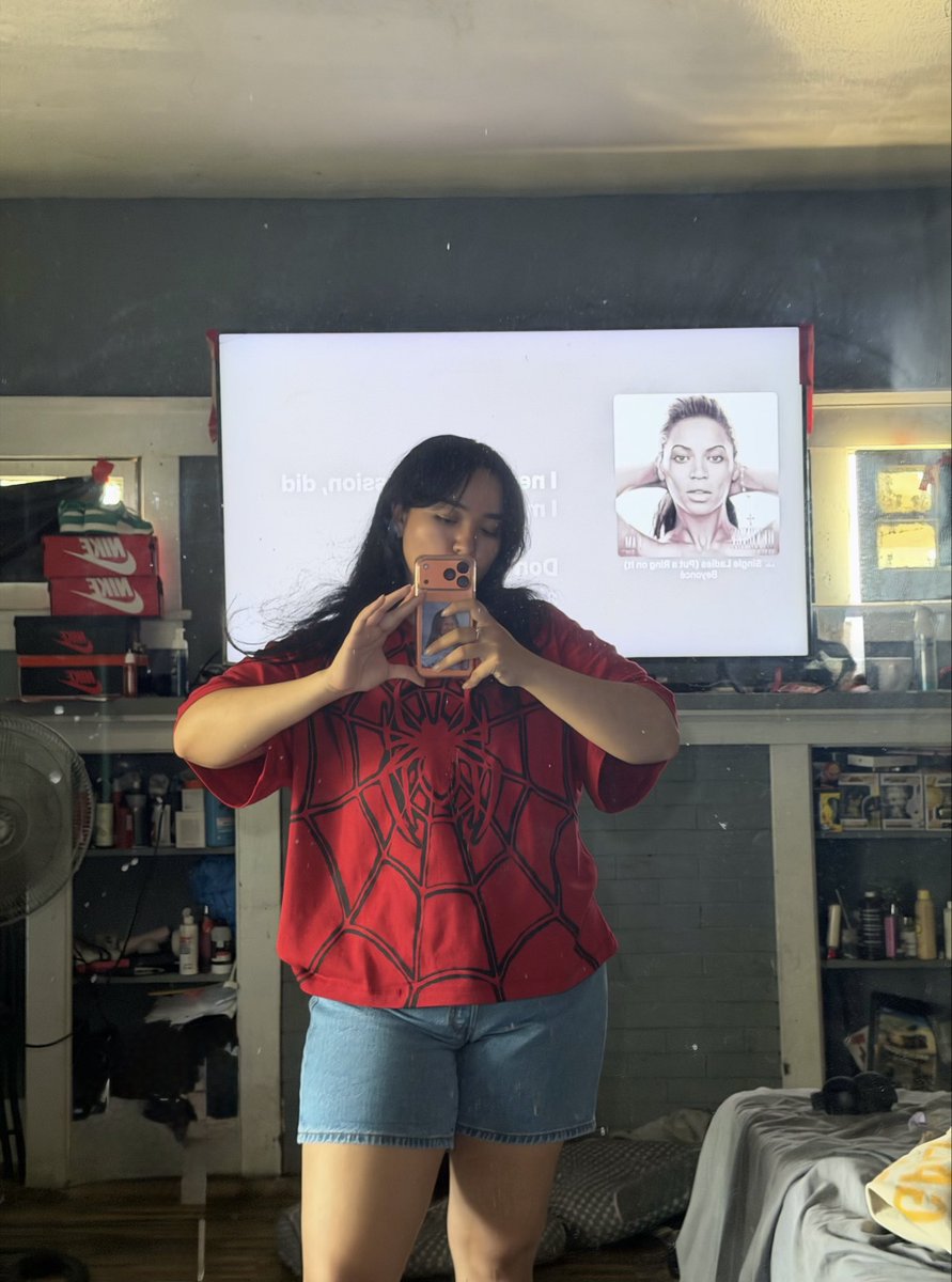 uwuconcepcion's tweet photo. 🕸️🕸️🕸️📸 https://t.co/xYGtzOYesA