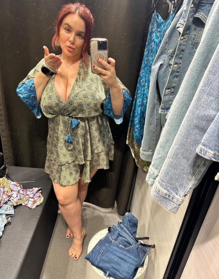 natashanice999's tweet photo. A kiss 💋 to y'all https://t.co/vUjlwiw3Za