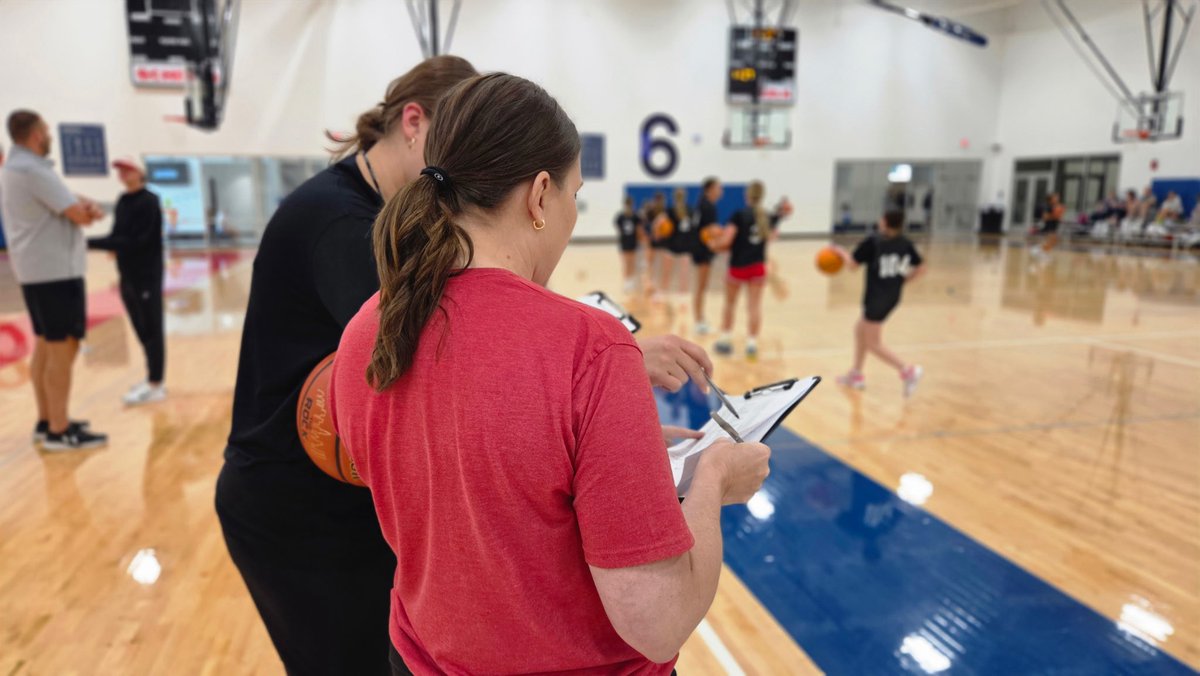 sanfordhoopsfgo's tweet photo. It’s safe to say 2️⃣0️⃣2️⃣7️⃣ Girls AAU Tryouts were a success 👀📈

#SanfordSports | #TogetherAsOne https://t.co/VPBhCf44qG