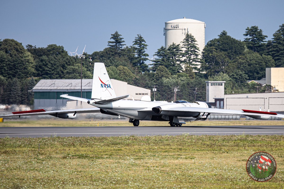 3315Aviation's tweet photo. Check another one off the bucket list. @NASA 926, one of three WB-57s made a stop in Bangor today. #nasa #planespotting https://t.co/eeESv3WOo3